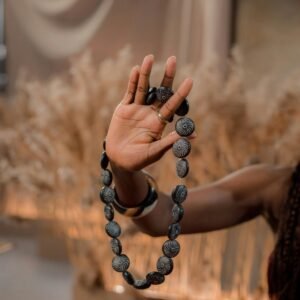 marble-swirl-bead-necklace