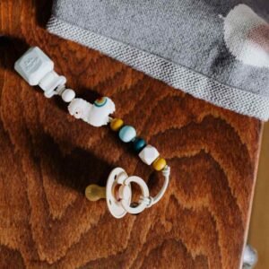 pacifier-clip-teething-strand