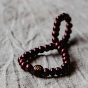 wooden-ring-accent-bracelet